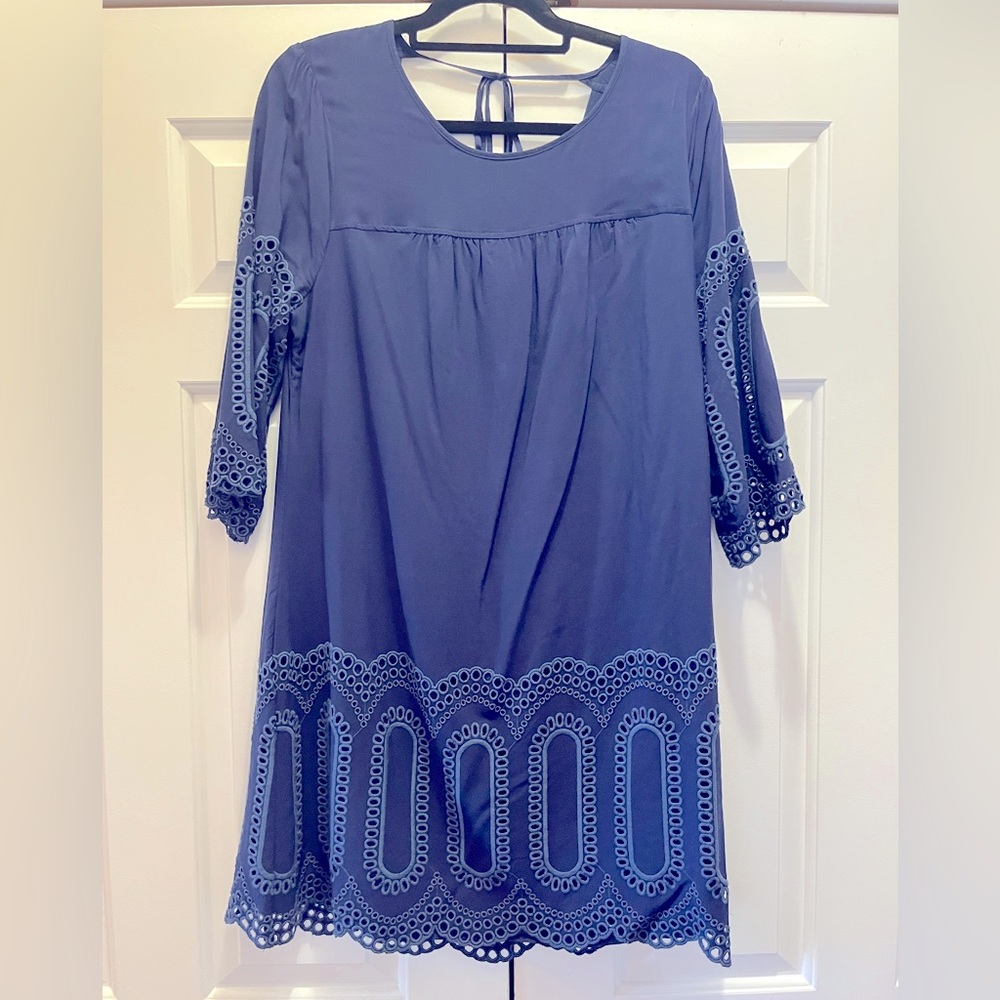 Crown & Ivy navy blue dress with eyelet lace